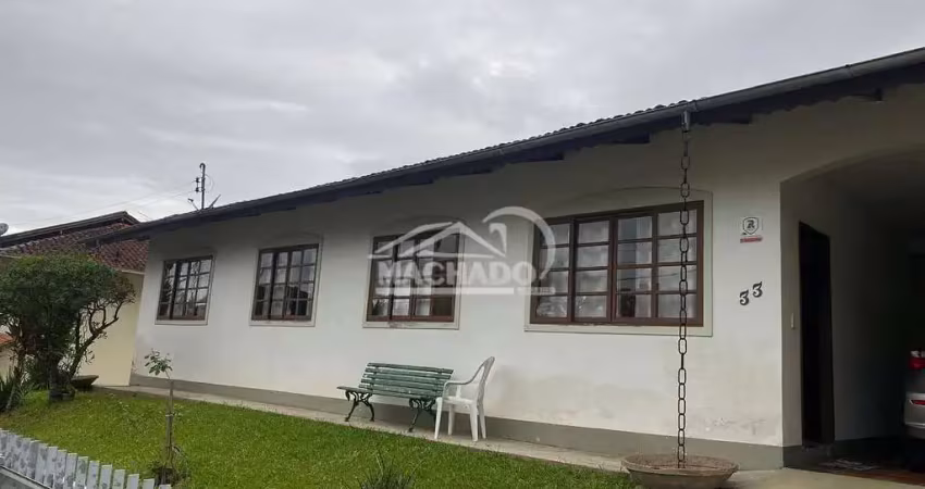Oportunidade! excelente casa com suíte e churrasqueira no barro glória