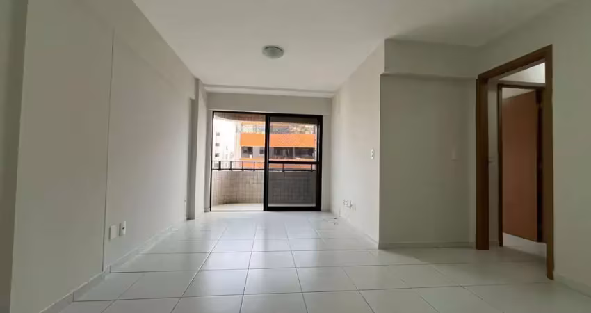 Apartamento com 3 quartos para alugar na Avenida Senador Rui Palmeira, 1200, Ponta Verde, Maceió