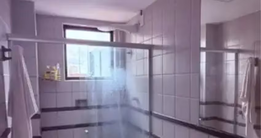 Lindo apartamento no piazza navona com vista para para o mar