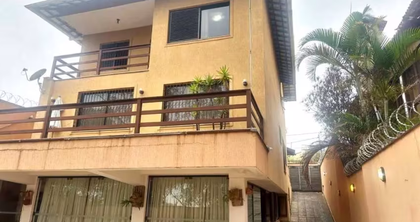 Casa com 4 quartos à venda na ENGENHEIRO EMÍLIO JACQUES DE MORAIS, 102, Belvedere, Belo Horizonte