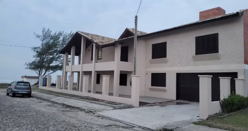 Sobrado dos sonhos vista eterna para leste, norte, sul a  beira mar