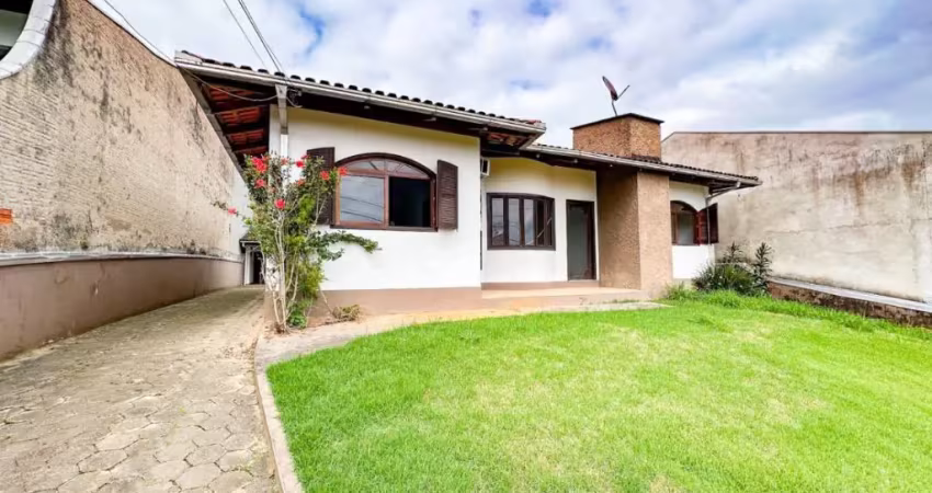 Vendo casa com 03 quartos, bairro fortaleza - blumenau
