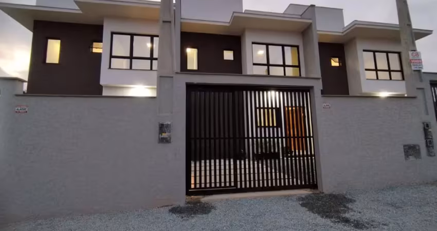 Vendo sobrado  de alto padrão com 02  suítes - em barra velha sc