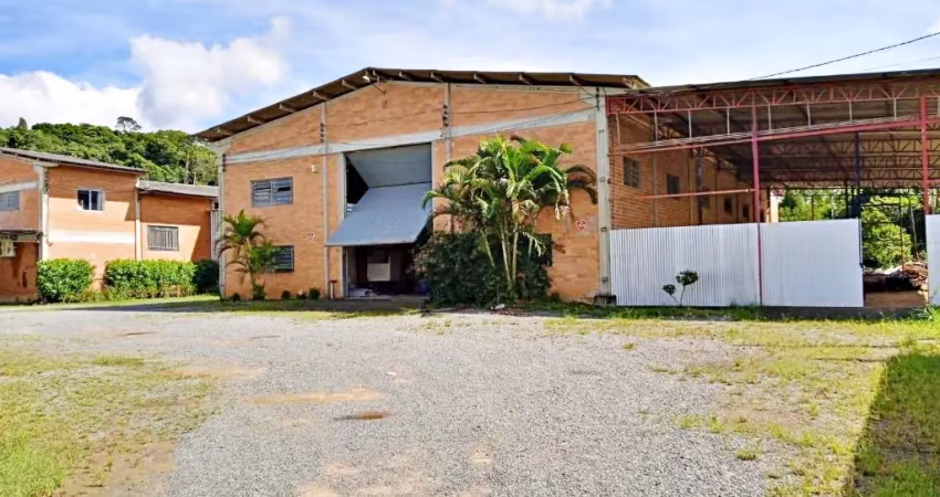 Vendo 02 galpões em terreno com 4.200m², cidade de indaial