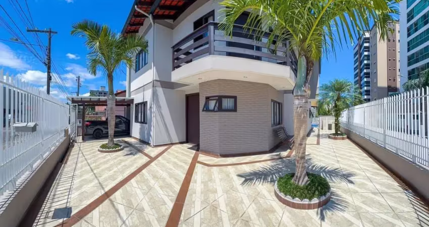 Vendo lindíssima casa com piscina, mobiliada e equipada - indaial/sc