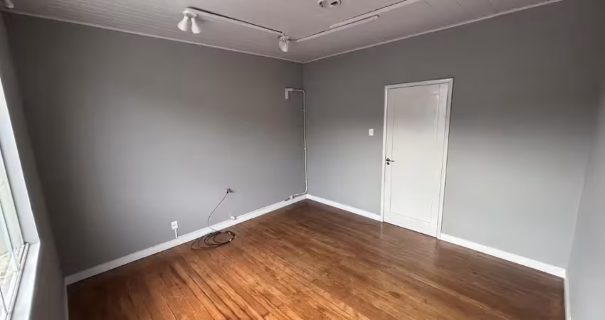 Alugo sala comercial com 30m², bairro garcia - blumenau
