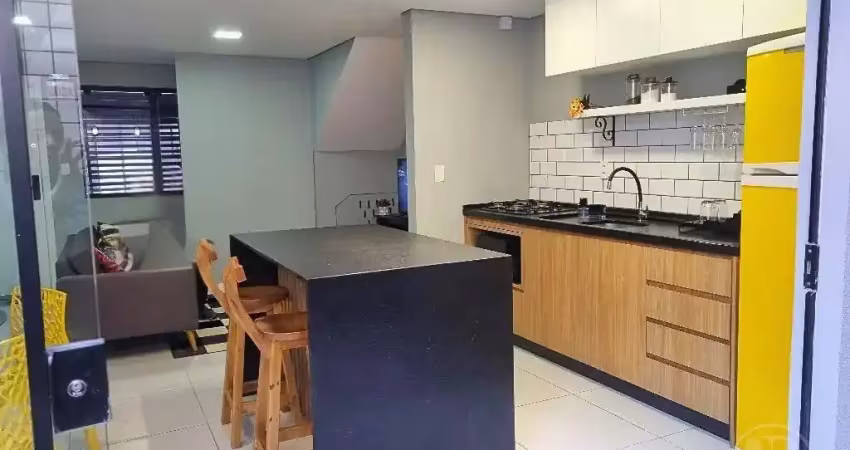 Sobrado de alto padrão para venda em balneário camboriú, a 700m da praia central