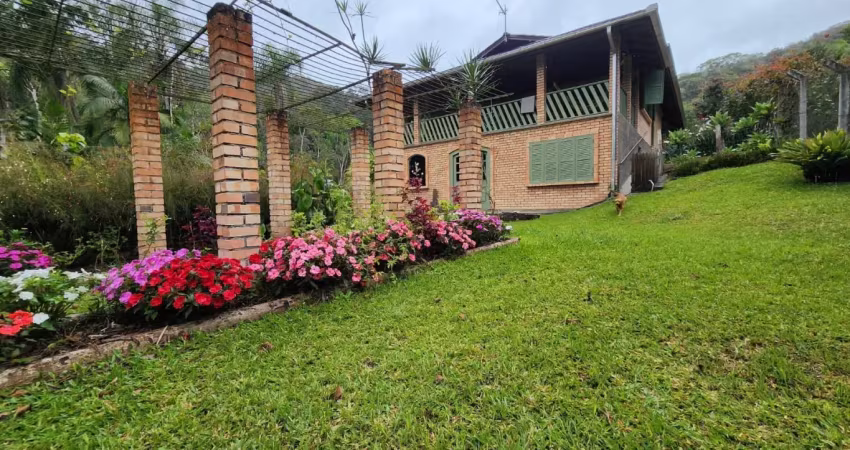 Vendo sitio de 89 hectares com casa tradicional - no gaspar alto
