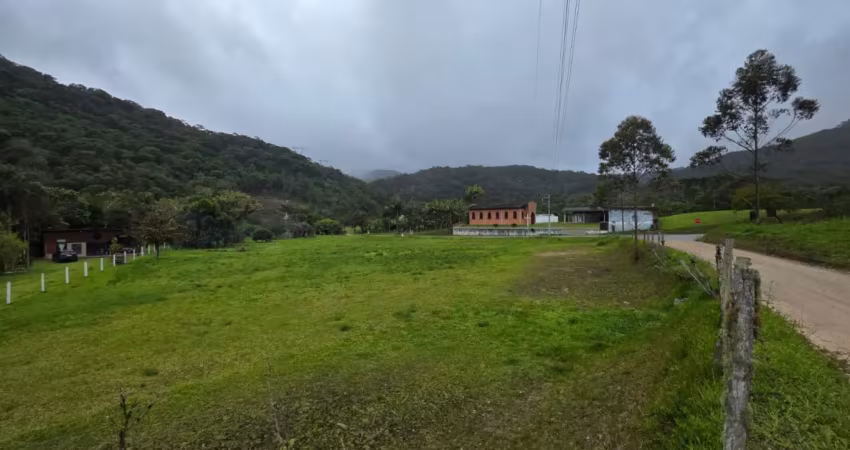 Oportunidade de investimento terreno com 5.400m² em gaspar alto- gaspar