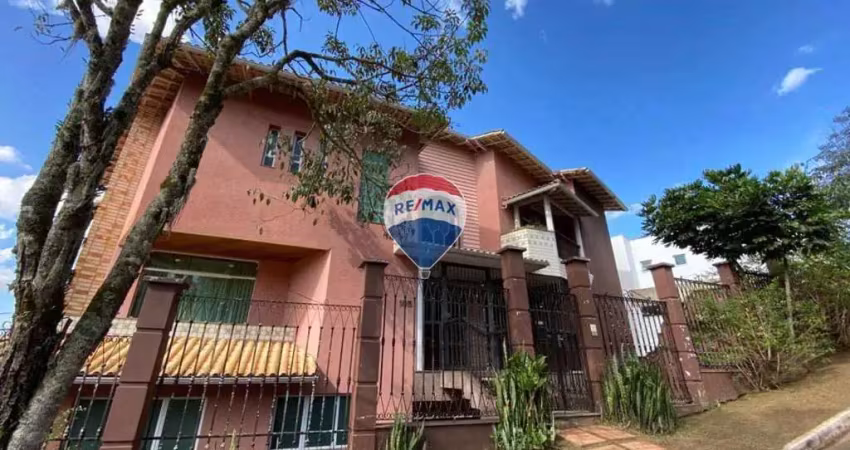 Casa à venda com 4 suítes no condomínio granville - juiz de fora - mg
