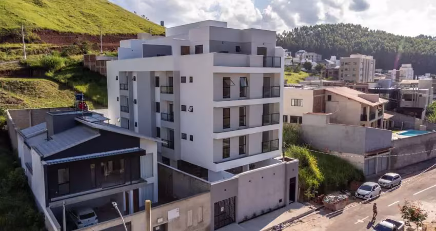 Cobertura a venda com elevador no recanto da mata juiz de fora mg sendo 3 quartos com 1 suíte e vaga de garagem