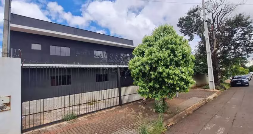Galpão/barracão para alugar com 582 m² por r$8.400,00
