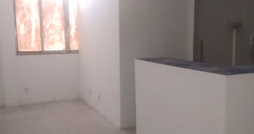 Sala comercial com 1 sala para alugar na Rua Francisco Real, 1065, Bangu, Rio de Janeiro