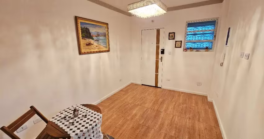 Venha para a praia da pompeia em santos, apartamento charmosamente decorado em um dos melhores bairros da cidade.
