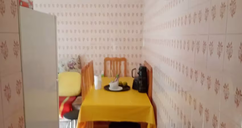 Casa com sacada em bairro nobre de são caetano! excelente localização.