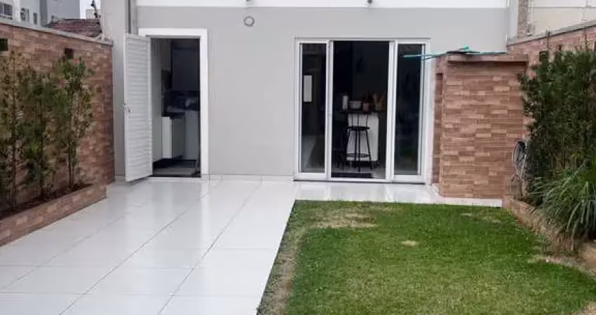 Casa com 3 quartos à venda na Rua Camboriú, 000, Areias, Camboriú