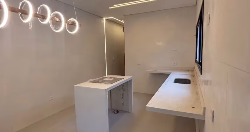 Casa no canto do forte alto padrão 3 dormitórios sendo 2 suites
