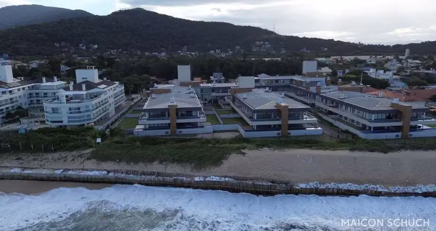 Apartamento garden 2 dorm.  sendo 1 suíte “de porteira fechada'em um condomínio “pé na areia'no iconic home resort, morro das pedras, florianópolis/sc