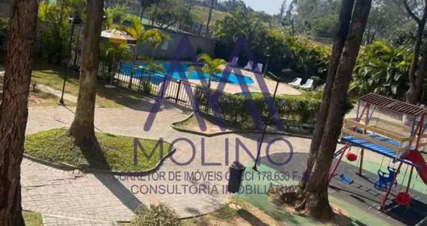 Apartamento de 02 dormitórios alugo na vila livieiro