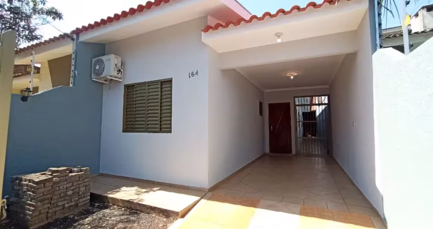 Casa com 3 dormitórios, sendo uma suíte no jardim pinheiros iii