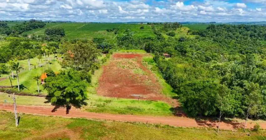 Pra você que busca lazer perto da cidade: chácara com área de 24.200 metros, próxima ao porco no tacho.