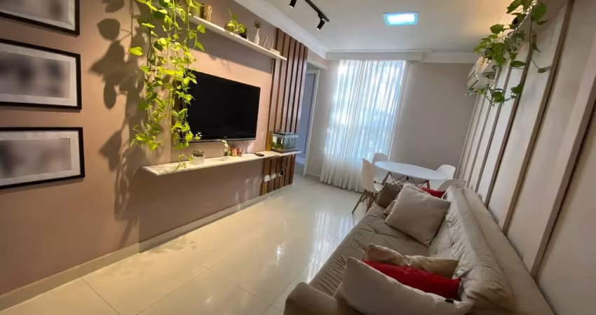 Lindo apartamento decorado e reformado, próximo ao shopping catuaí.