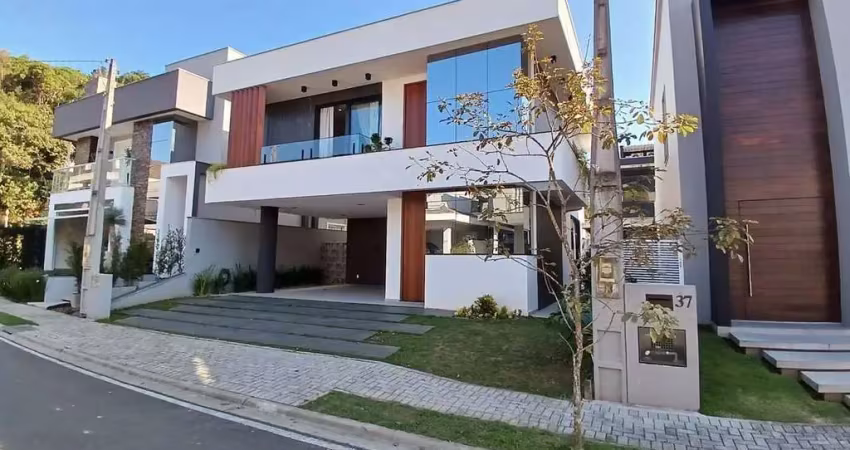 Casa com 4 quartos à venda na Rua Guilherme Zilmann, 186, Vila Nova, Joinville
