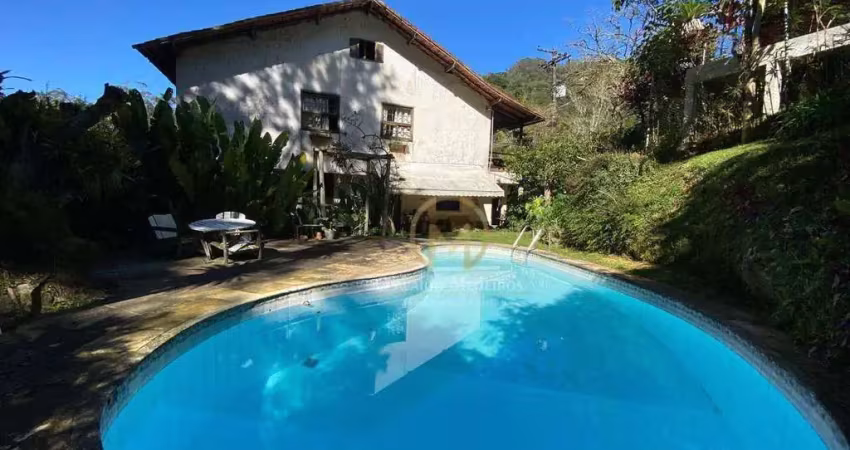 Oportunidade  2 casas + anexo hóspedes por r$ 900.000 - quarteirão brasileiro - petrópolis/rj