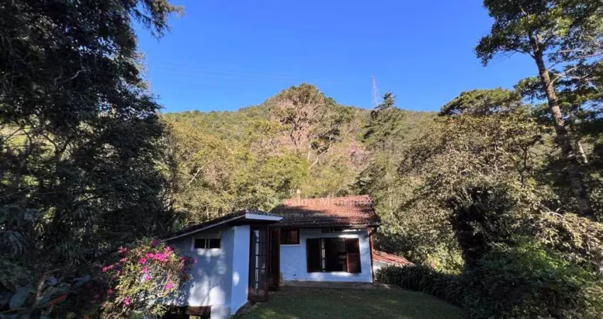 Chalé de montanha em meio à natureza – reserva floresta
