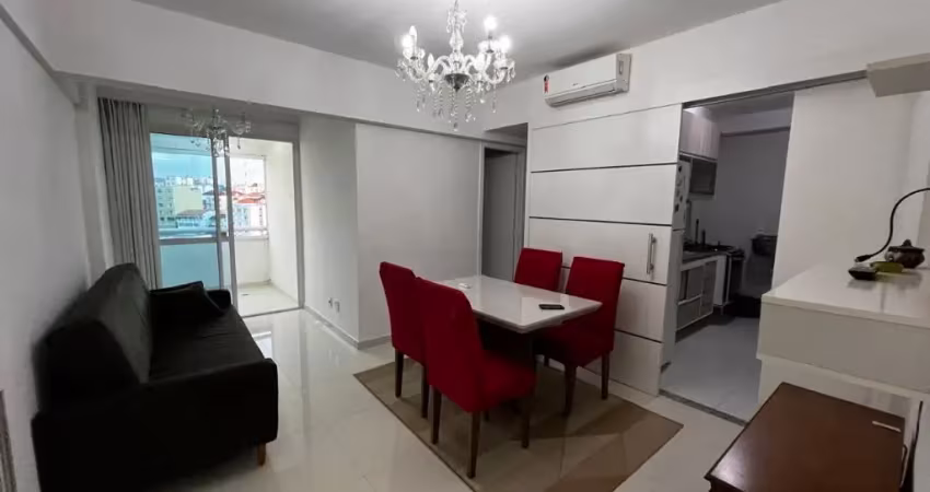 Alugo apartamento de dois quartos, todo mobiliado, no matatu, rua dos bandeirantes, com total infraestrutura no condomínio.