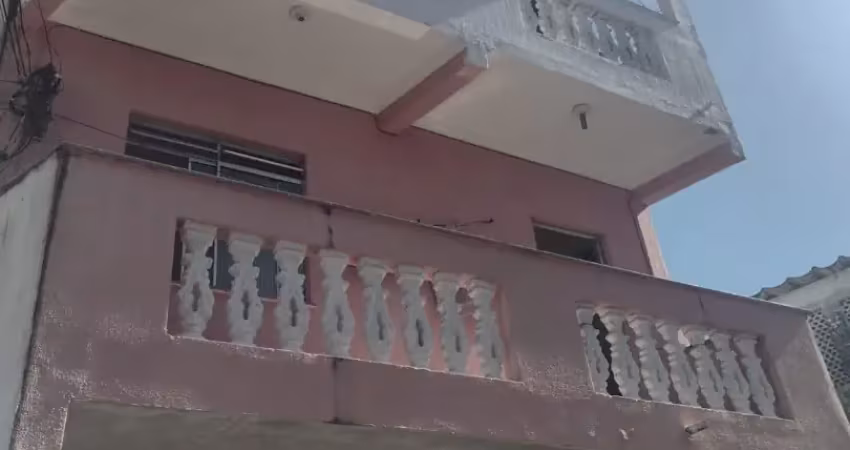 Alugo apartamento vista mar de três quartos, na lapinha, ótima localização