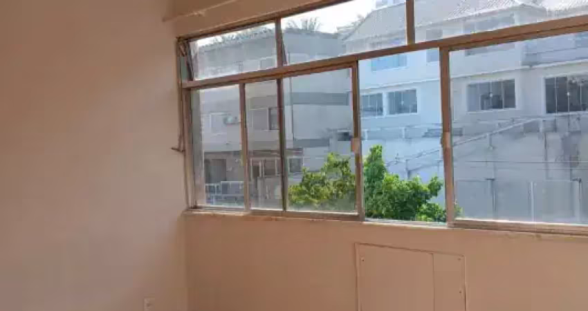 Apartamento com 2 quartos e 2 banheiros no jardim guanabara