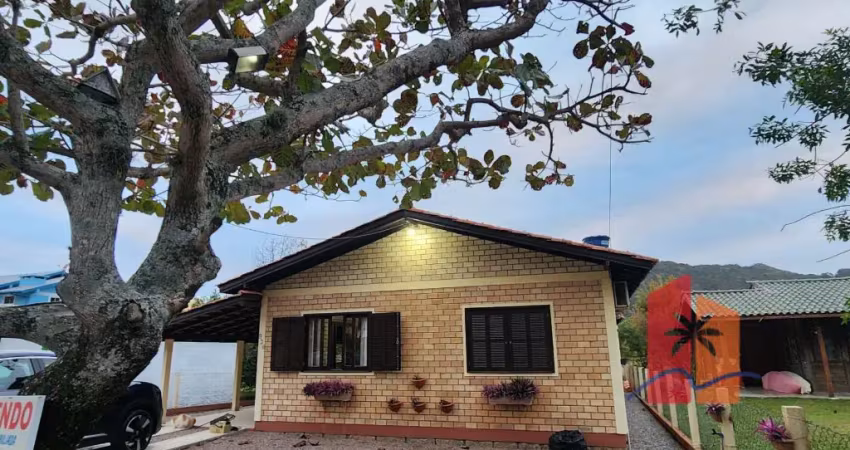 Casa 'porteira fechada' a 370 m da praia do costão do siriú – siriú, garopaba – sc