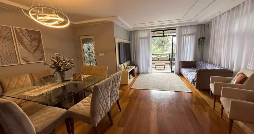 Casa com piscina à venda na ribeira  ilha do governador
