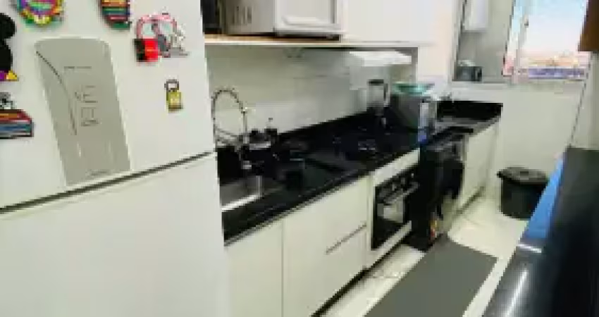 Vendo uma casa na região do sacomã com 3 dormitórios por 390 mil