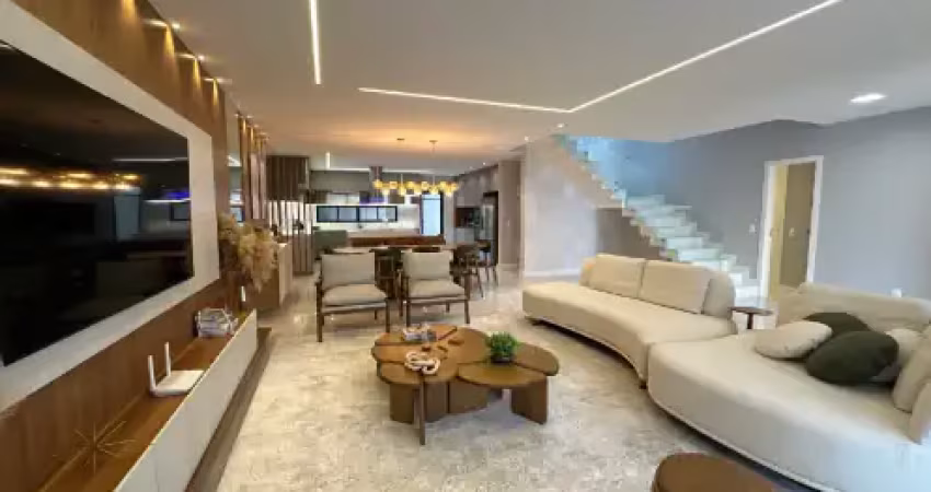 *vendo uma casa na região da vila mariana com 4 quartos por 719 mil*