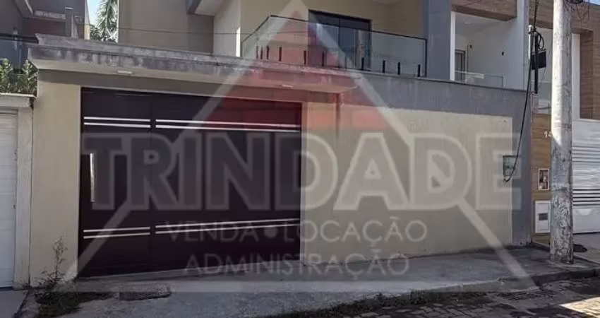 Casa em condomínio fechado com 2 quartos para alugar na Rua Manhuaçu, Vargem Grande, Rio de Janeiro