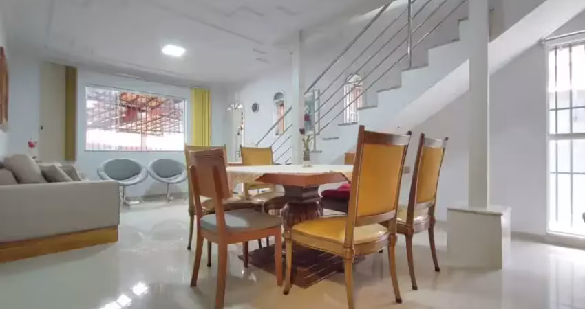 Casa com 3 quartos à venda na Rua Capela do Alto, 321, Vila Virgínia, Itaquaquecetuba