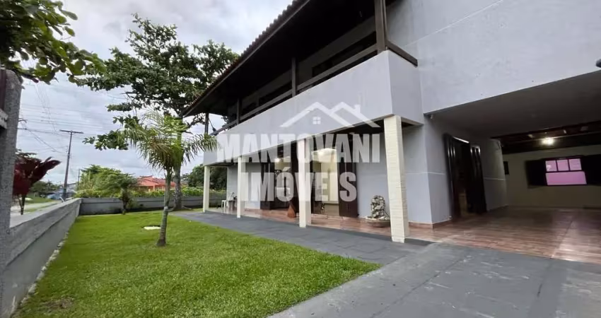 Casa com 4 quartos à venda no Balneário Leblon, Pontal do Paraná 