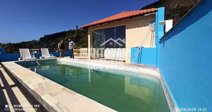 Casa com 3 quartos à venda no Sertãozinho, Matinhos 