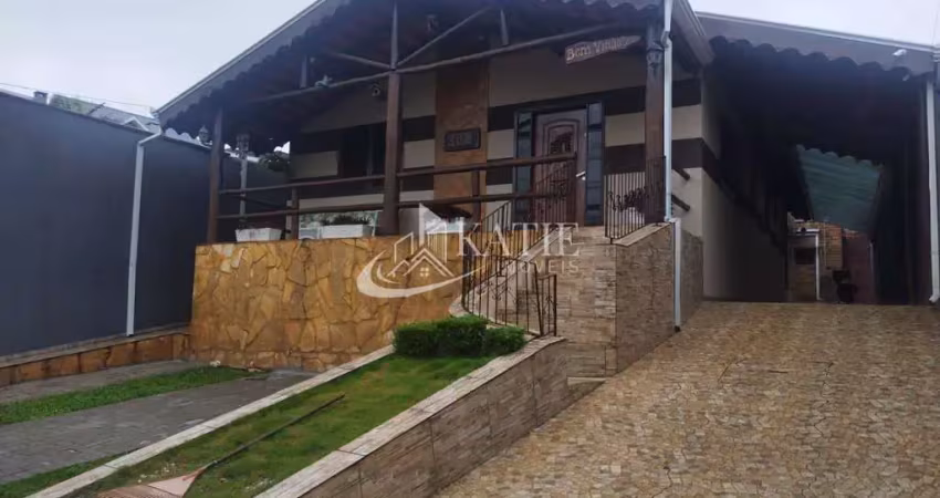 Casa com 3 quartos à venda no Xaxim, Curitiba 