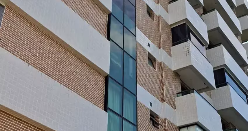 Apartamento de alto padrão com vista deslumbrante para o rio negro