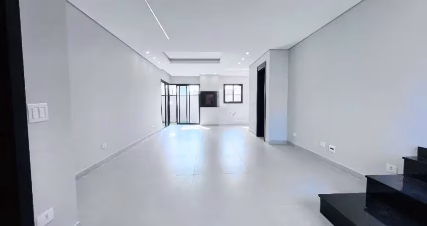 SOBRADO EM CONDOMINIO FECHADO
