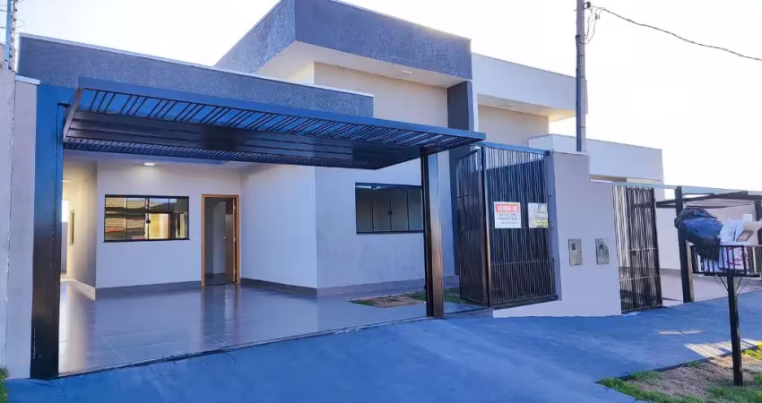 Magnifica casa no residencia iguatemi pronta para financiamento proximo de escolas mercados bairro super tranquilo-iguatemi-pr