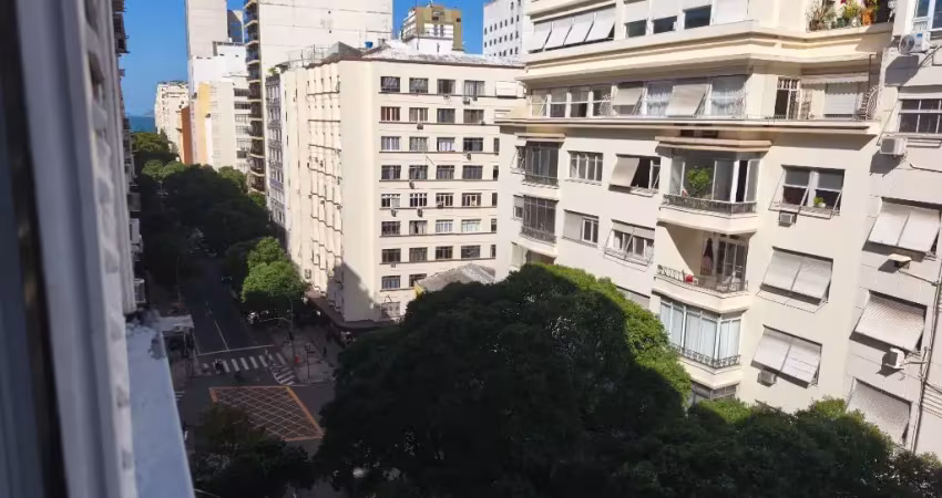 Bolívar, perto do metrô, lagoa , aceita airbnb, ar condicionado central raridade