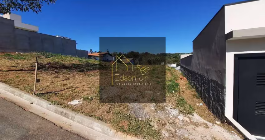 Terreno à venda no Villaggio Fosuzzi, Itatiba 