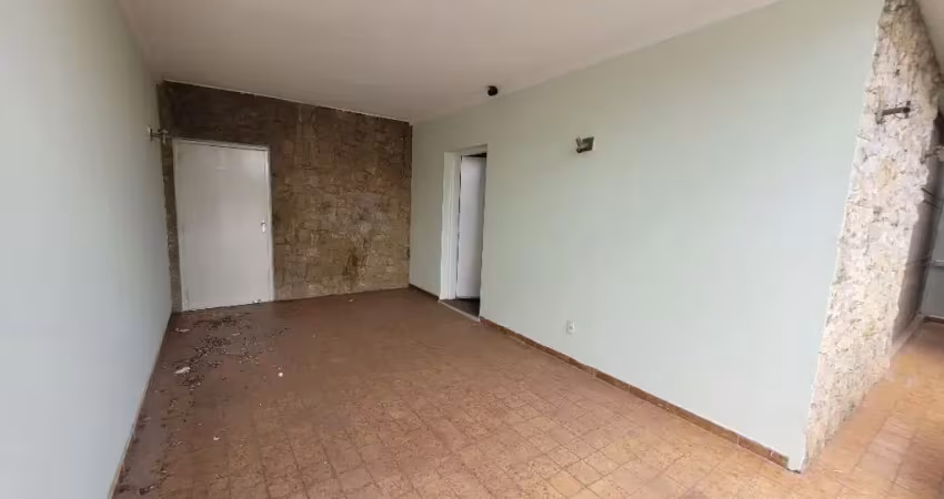 Casa na av. antonio ometto proximo da santa casa ( comercial otimo para clinica, condultorio ,laboratório)