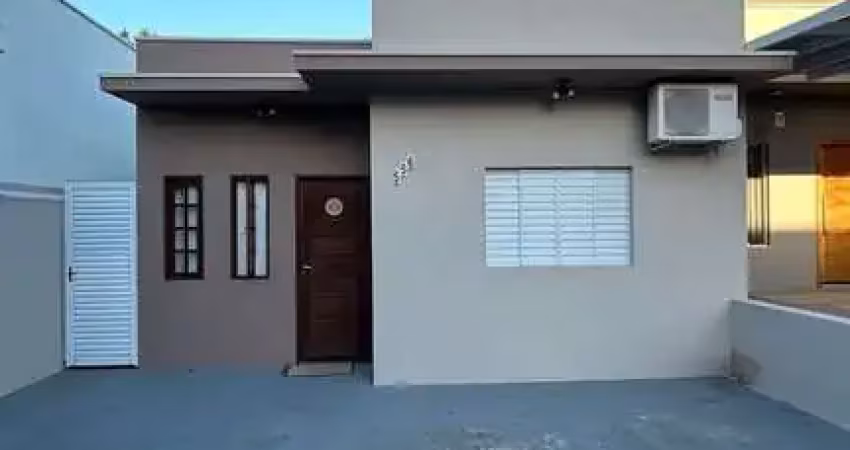 Casa em condomínio fechado com 2 quartos à venda na Rua Francisco Arnaldo Leão, 556, Jardim Guarujá, Salto