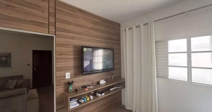 Casa para venda em patos de minas, vila garcia, 4 dormitórios, 1 suíte, 2 banheiros, 8 vagas