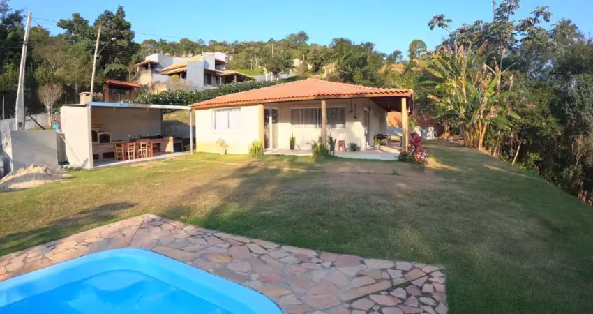 Chácara com vista para as montanhas em condomínio fechado em igaratá - sp